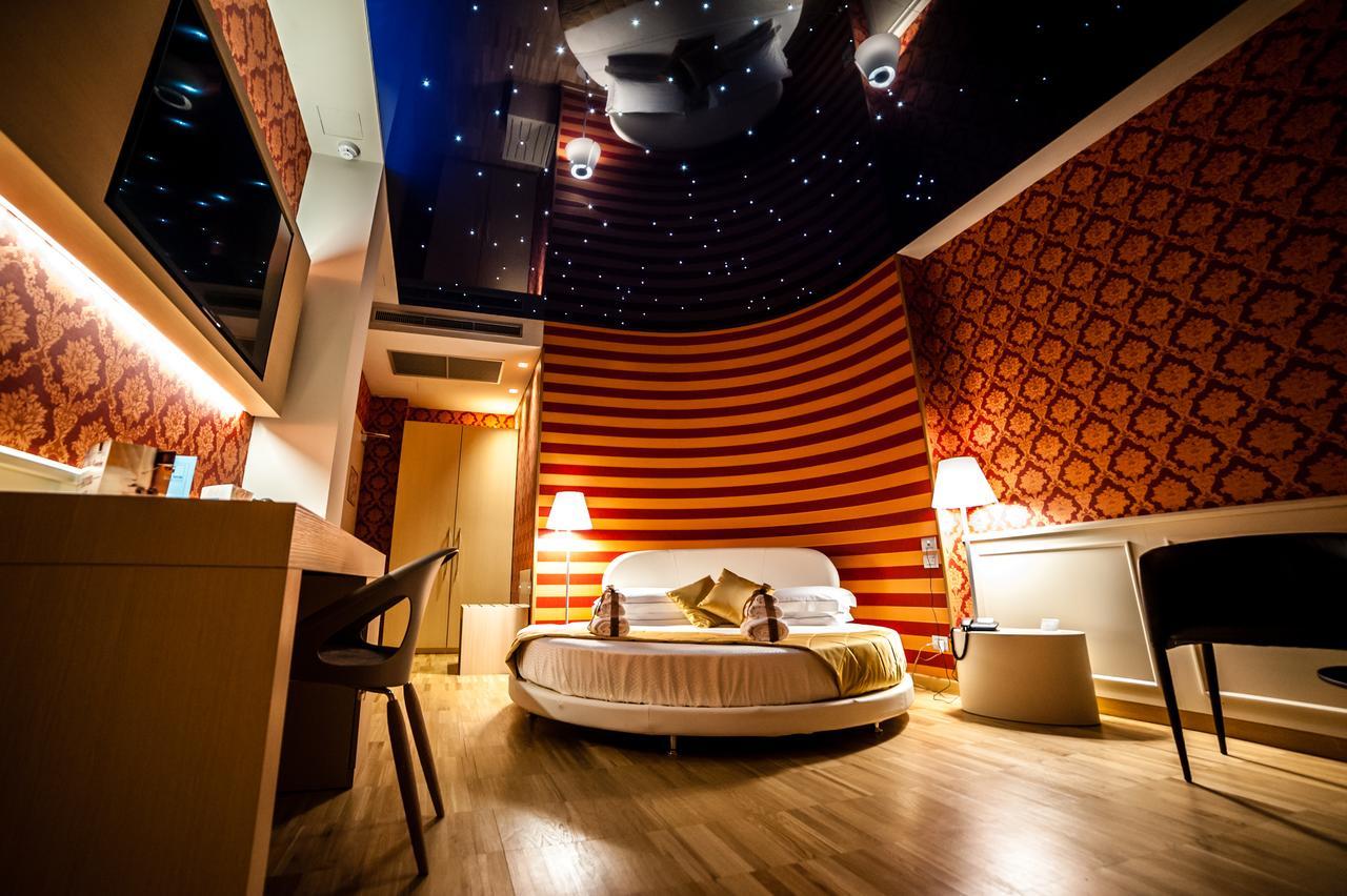 Hotel Terre Dei Salici Caramagna Piemonte Esterno foto